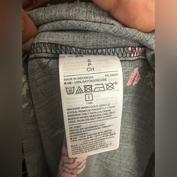 Old Navy Black Pink Floral Dress Bell Sleeve Rose Spring Size Small - Picture 6 of 7